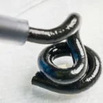 Bateria Líquida Revolucionária: Cientistas Suecos Criam Solução Moldável com Textura de Pasta de Dentes