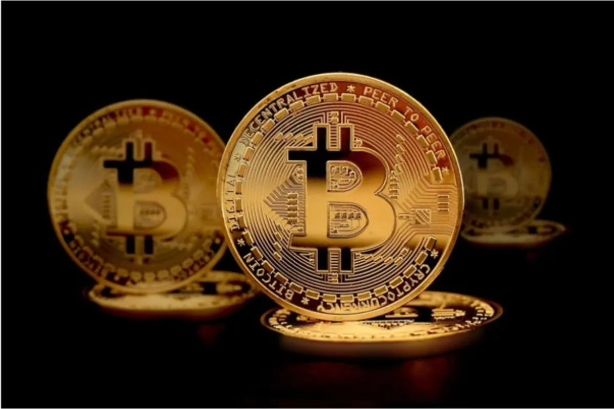 Queda nas Ações de Empresas que Apostam no Bitcoin: Um Sinal de Alerta?