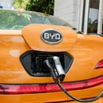 As ousadas iniciativas da BYD em Portugal: carregamento rápido de 1000 kW, veículos elétricos usados certificados e a primeira fábrica europeia