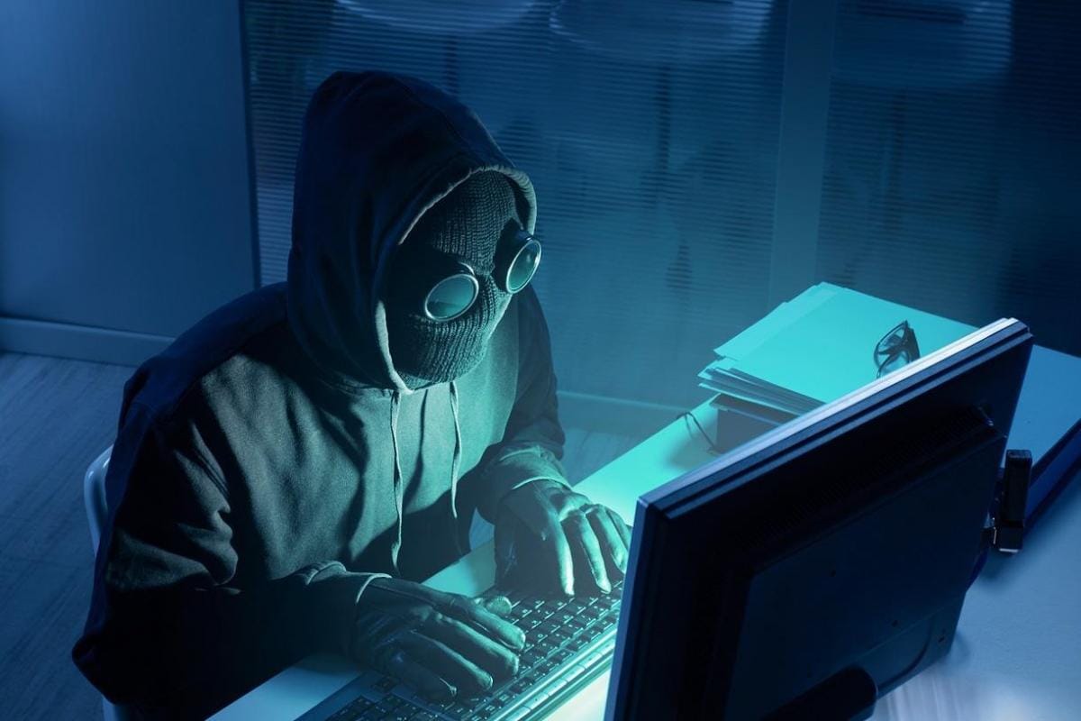 Sucesso na Detecção de Espionagem: 7 Sinais de que o Teu Telemóvel Está Sob Vigilância