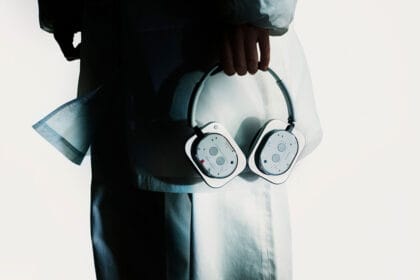 Nothing Headphone 1: Design Ousado com Som que Impressiona