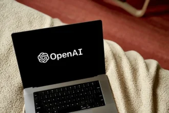 Mudança na receita da OpenAI: redução da participação da Microsoft para 8% – uma virada no jogo?