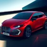 Novo Renault Clio 2025: O Ícone que Se Reinventou com Estilo e Potência