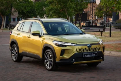 Toyota Corolla Cross XR 2025: O SUV Médio com Novidades e Preço em Alta