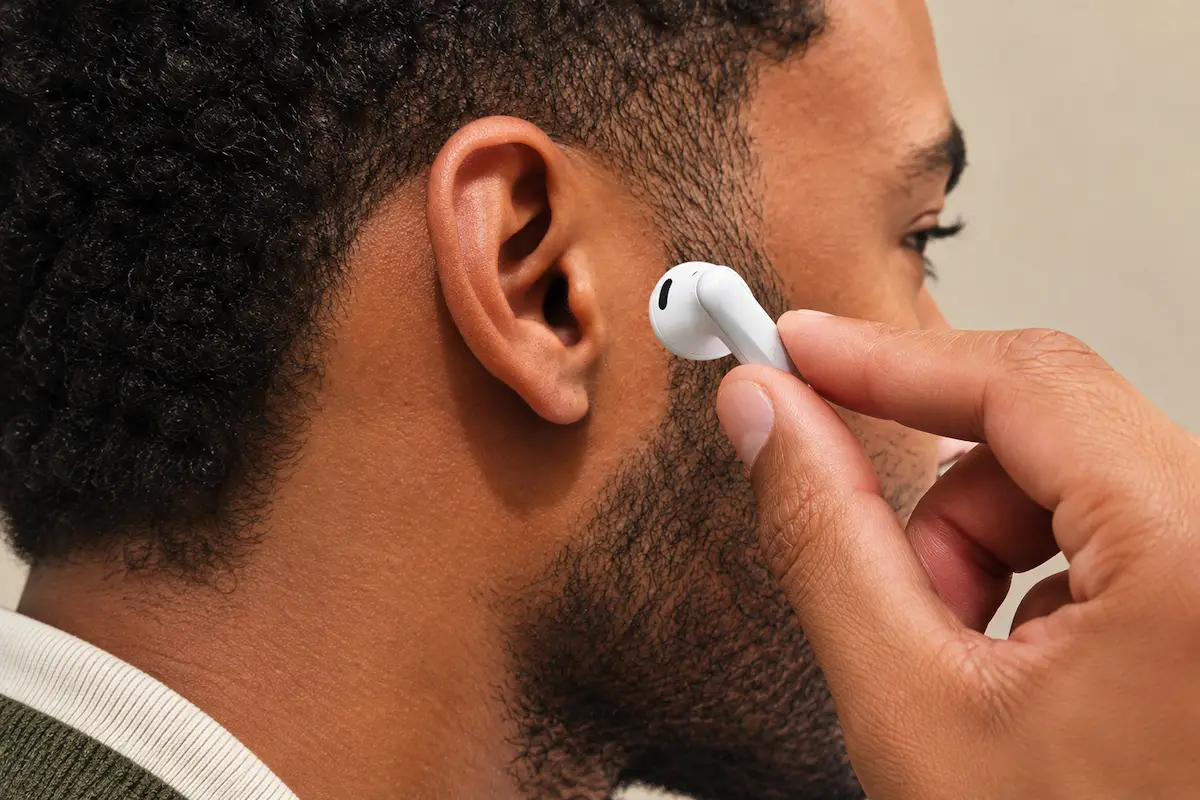 Plaud One: os auriculares com IA que querem desafiar os AirPods