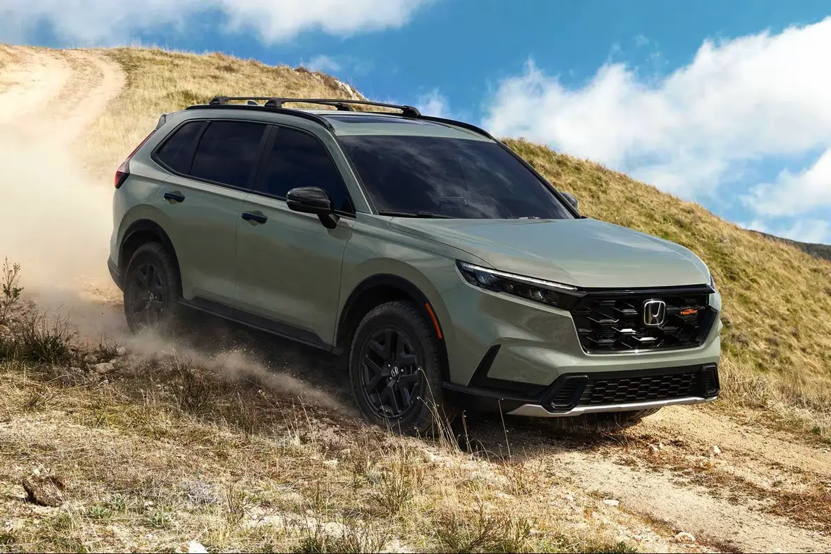 4 SUV híbridos japoneses frente a frente: qual ganha?
